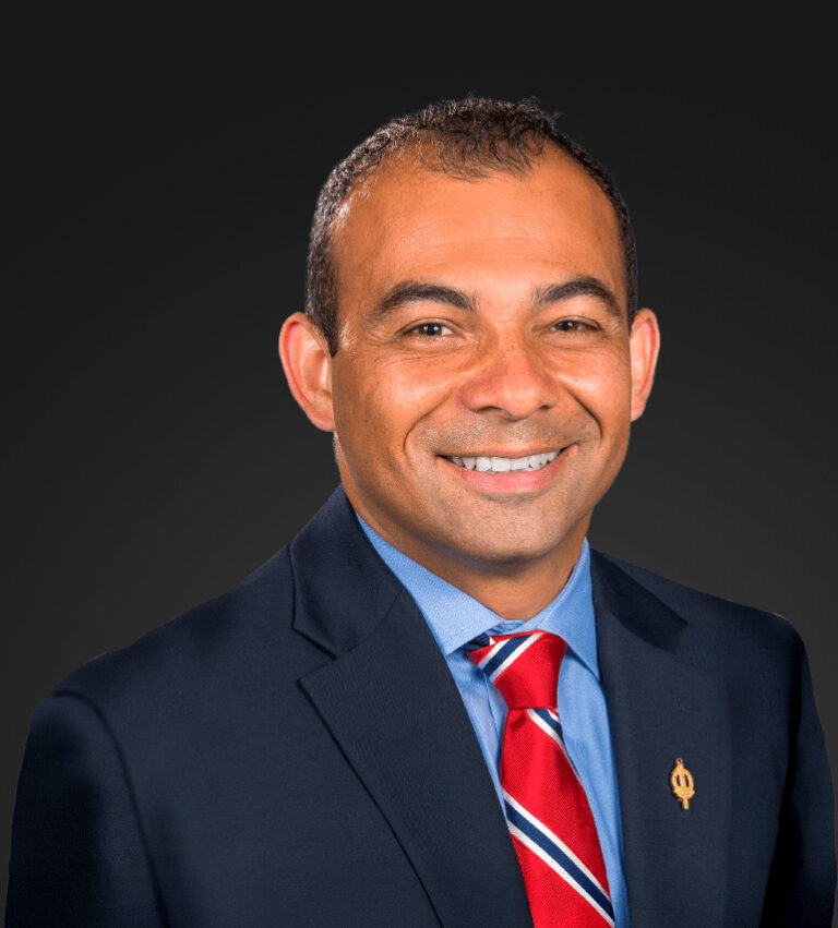 Luis-M-Ahumada-web-orador